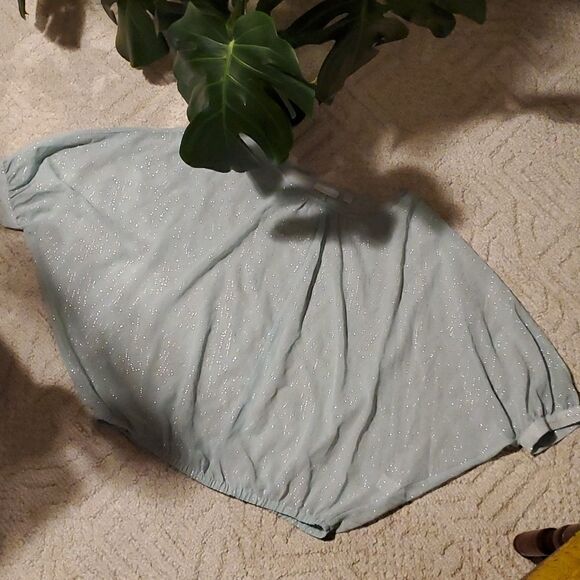 NY&C Sheer Shimmer Top - Picture 3 of 3